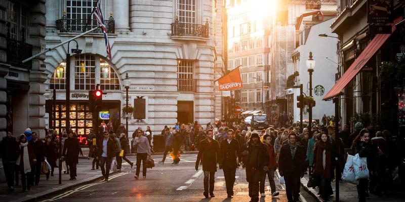 告别数羊时代：伽纳健褪黑素片如何通过科学配比改善睡眠？来自32位用户的深度实证